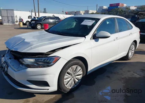 2019 Volkswagen Jetta 1.4T R-Line/1.4T S/1.4T Se from USA, damaged, VIN 3VWC57BU4KM047102
